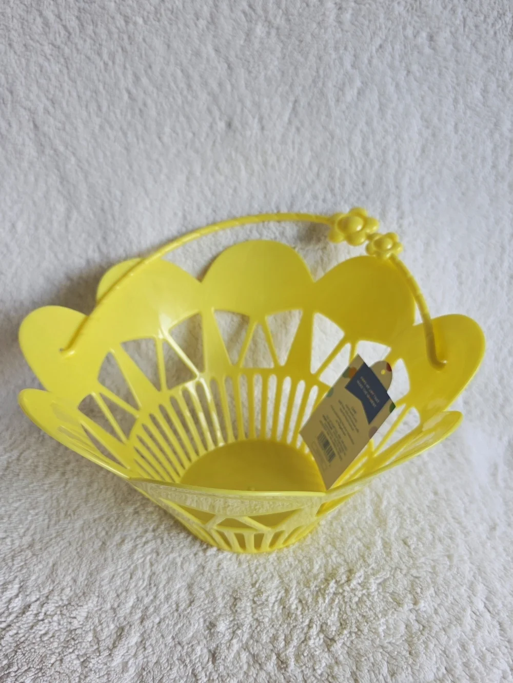 New Target Vintage Plastic Scallop Easter Basket for presents, Mothers Day 2026